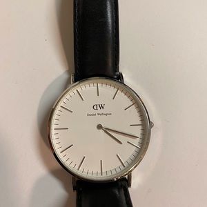 USED Daniel Wellington Watch Men’s